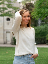 Charger l'image dans la galerie, Pull_baby_alpaga_ecru_naturel_feminin_detail