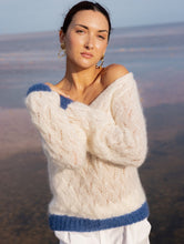 Charger l&#39;image dans la galerie, Pull_mohair_col_V_blanc