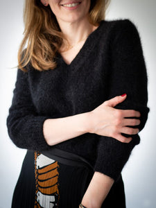 Pull pour femme noir en laine angora doux et chaud