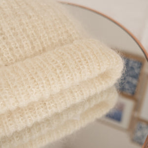 Detail du bonnet louise en mohair
